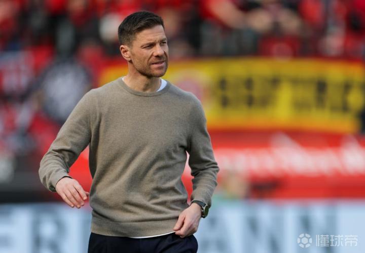 关于不被信任！如坐针毡的哈维-阿隆索，还有资格挽救皇马颓势吗？的信息