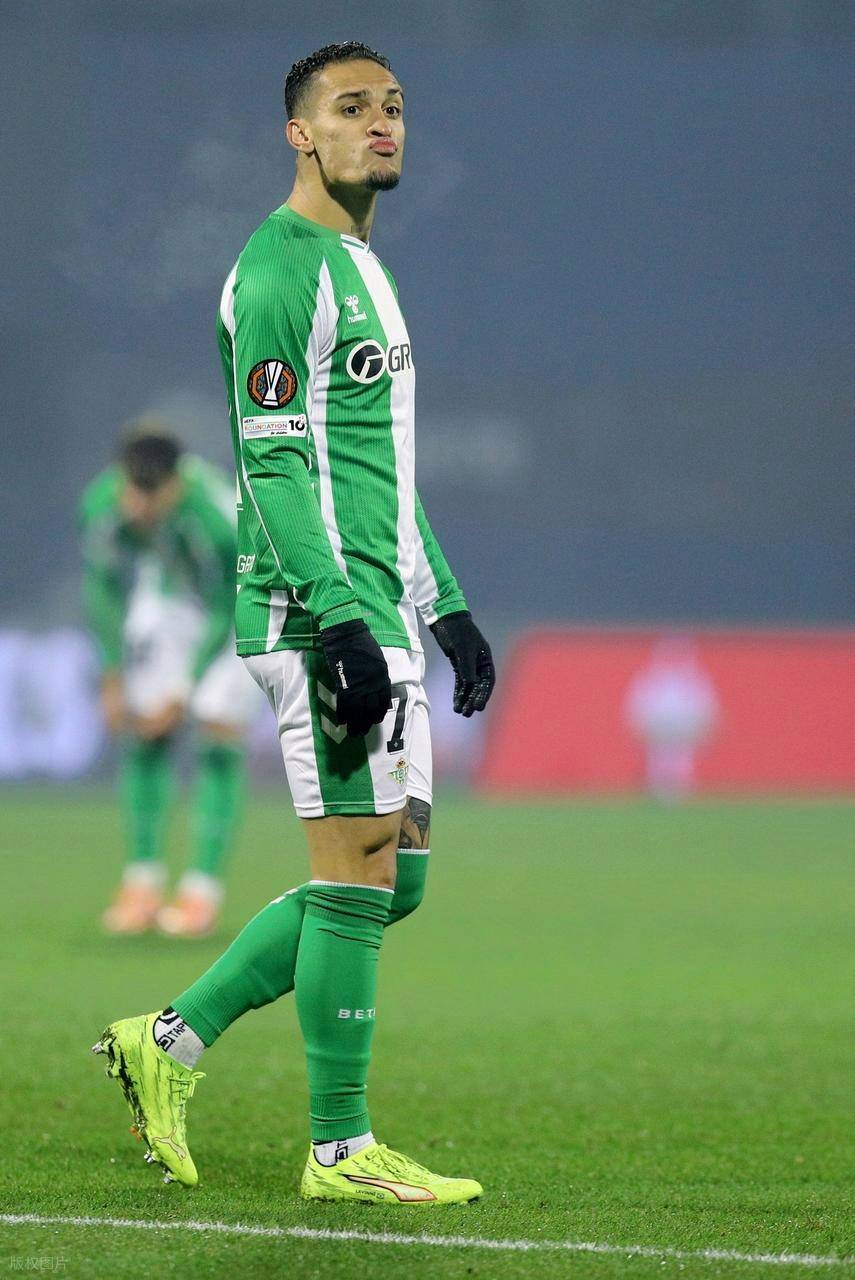 关于安东尼破门贝蒂斯3-1，罗马3-0，里昂2-1，维拉2-1，欧联杯积分榜的信息