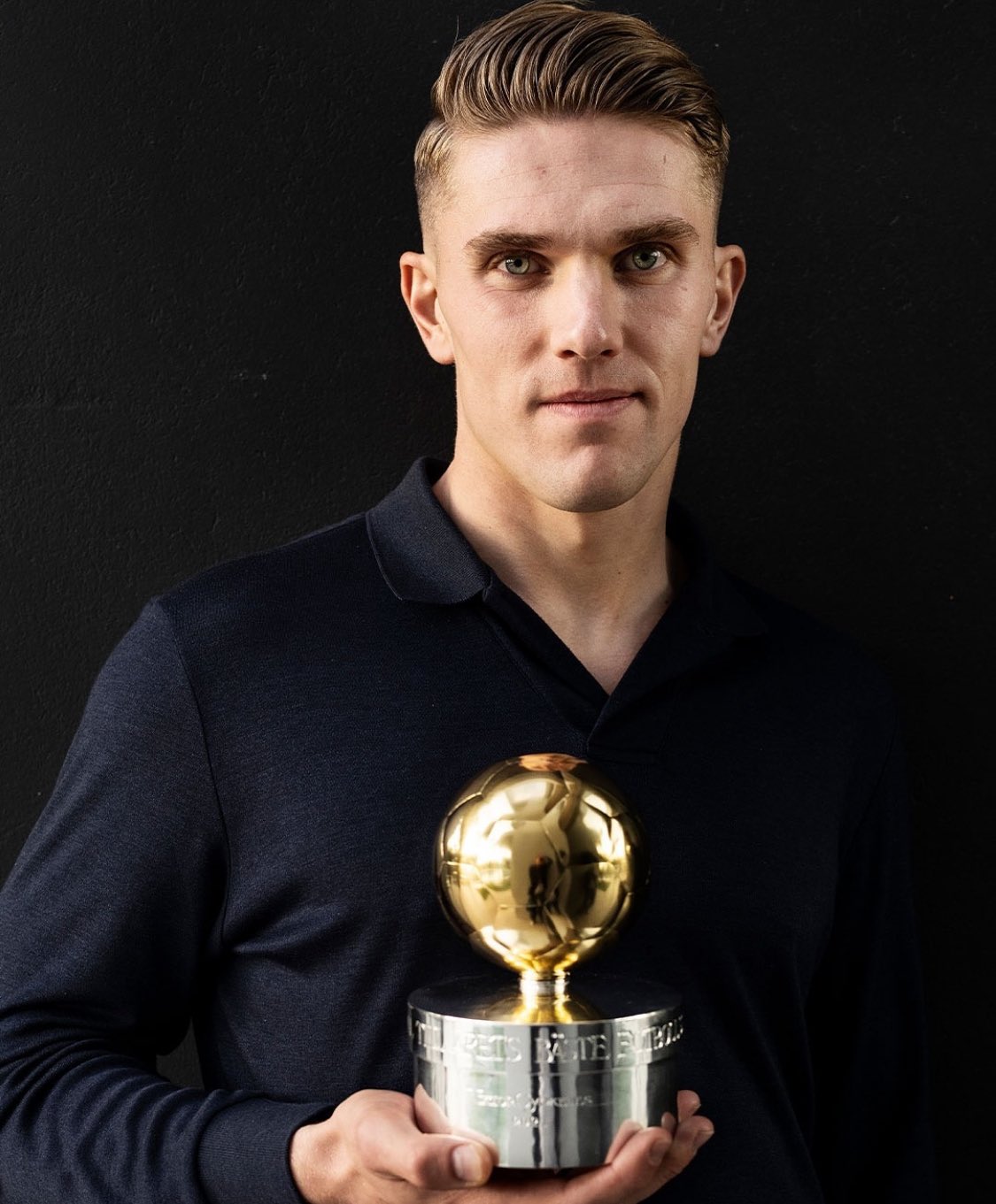 哲凯赖什身体优势不再明显，他接球后容易丢失球权的简单介绍