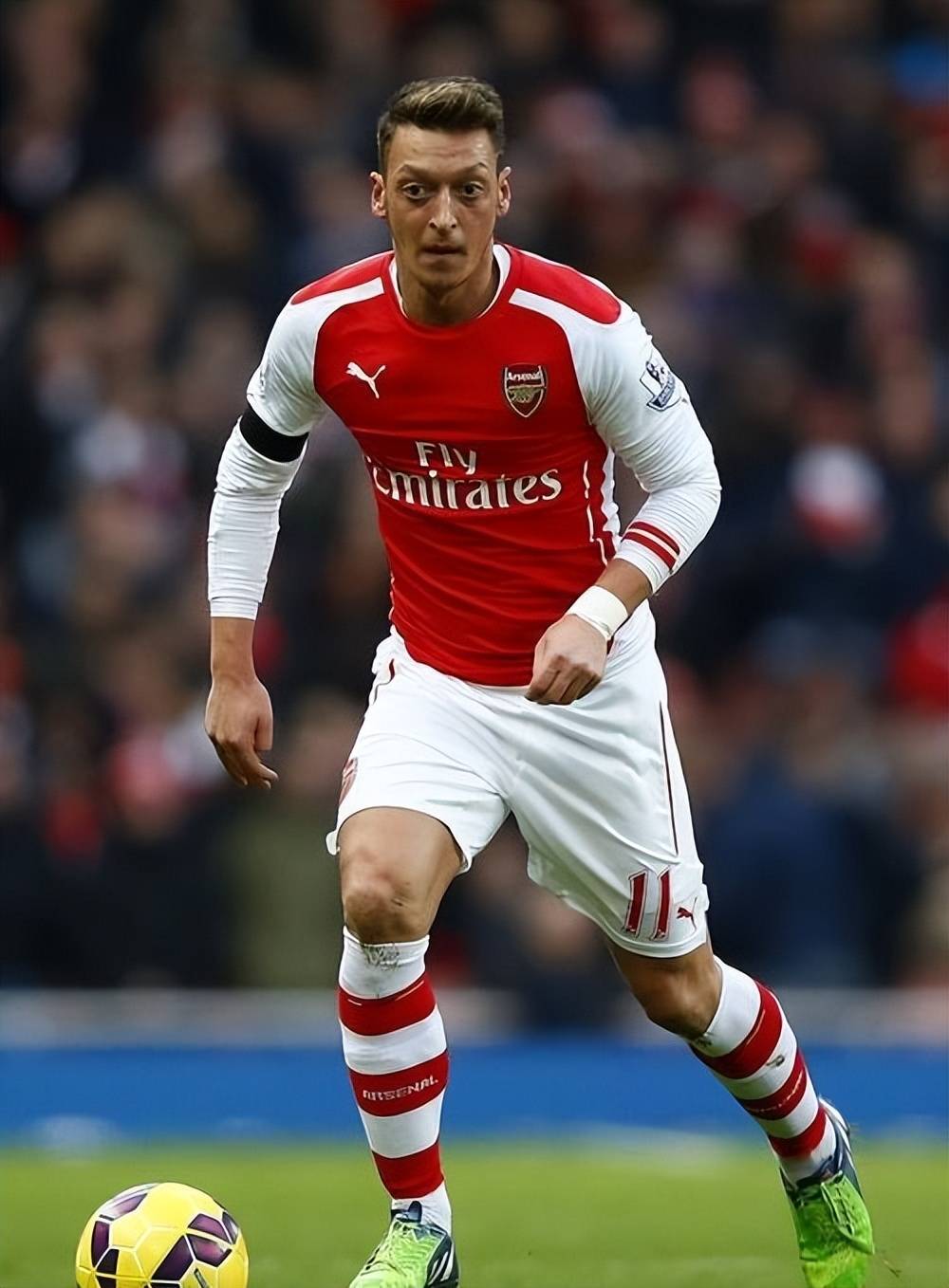 3000万英镑！英媒曝阿森纳放弃热苏斯，周薪265万镑，埃弗顿有意租借的简单介绍