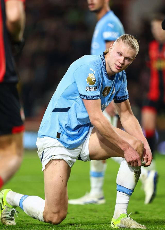 狂降7500万欧！前曼城天才边锋8场进1球，状态光速下滑，令人唏嘘的简单介绍