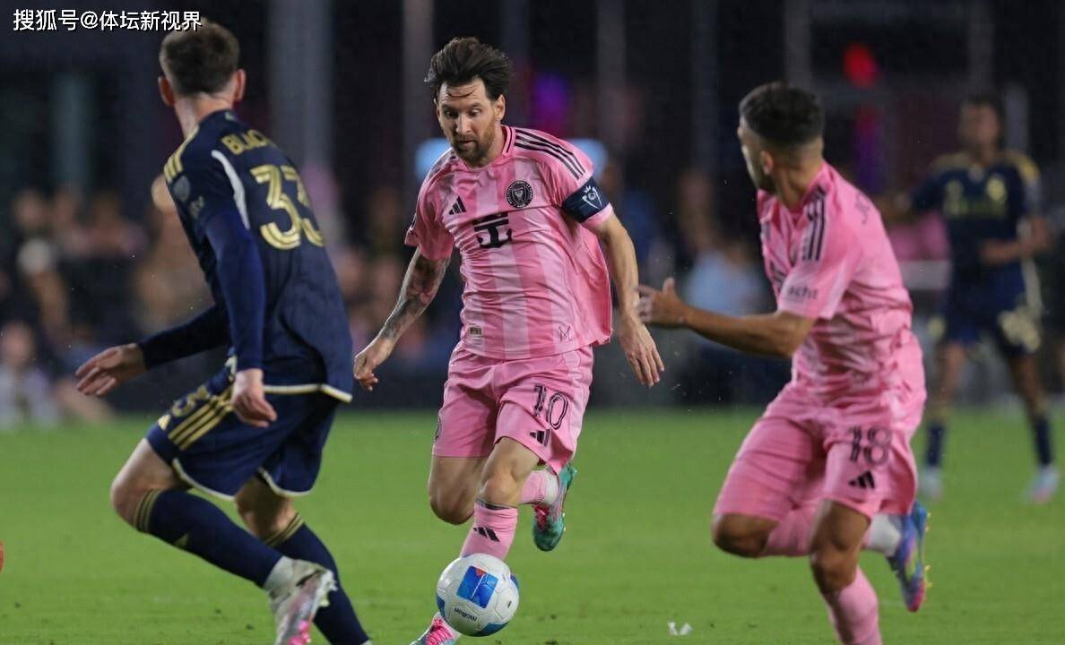 媒体造谣梅西跟马斯切拉诺吵架！