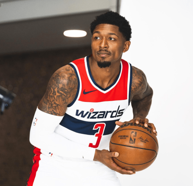 约什-哈特因背部痉挛将缺席第二场季前赛的简单介绍