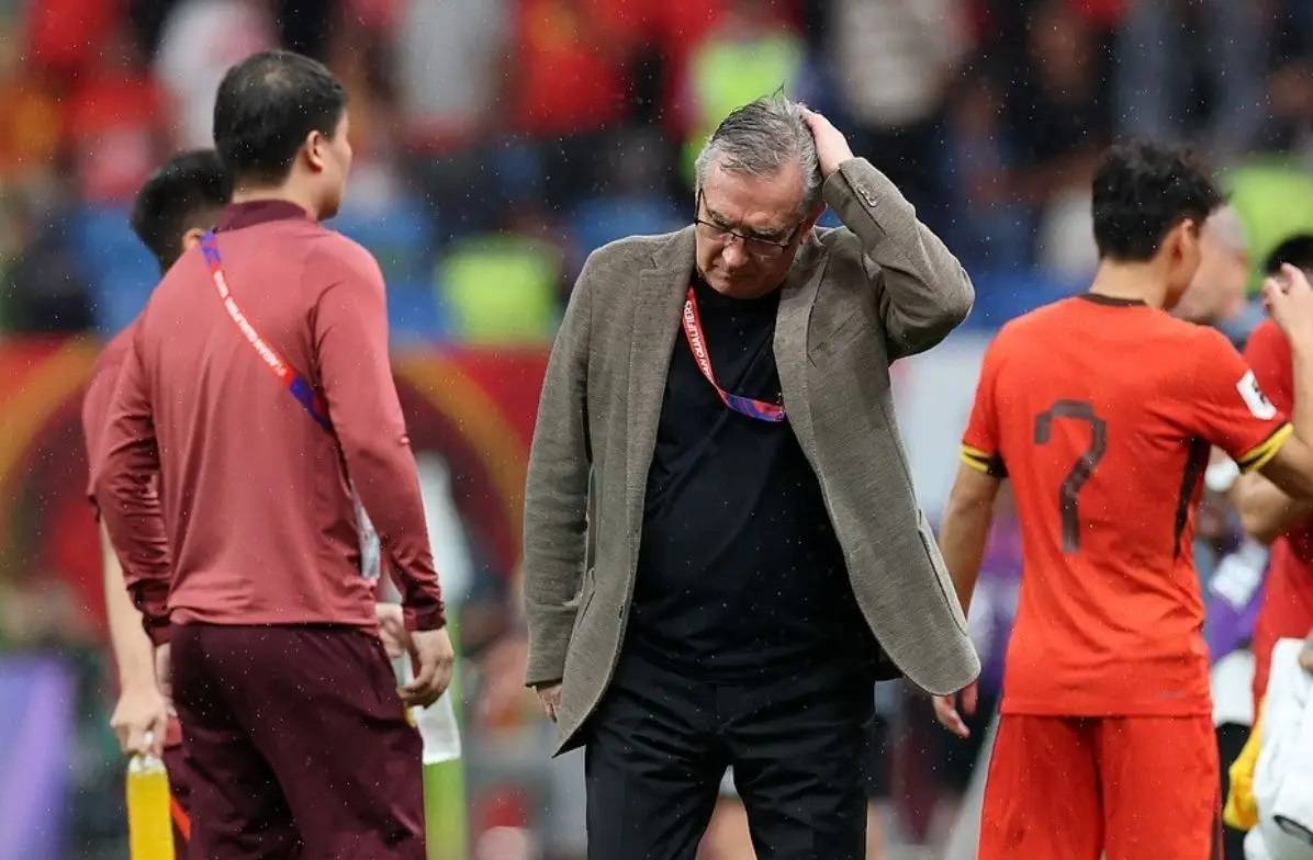 国足出线难了！FIFA也帮不了，3大举办国反对2030世界杯扩军64队的简单介绍