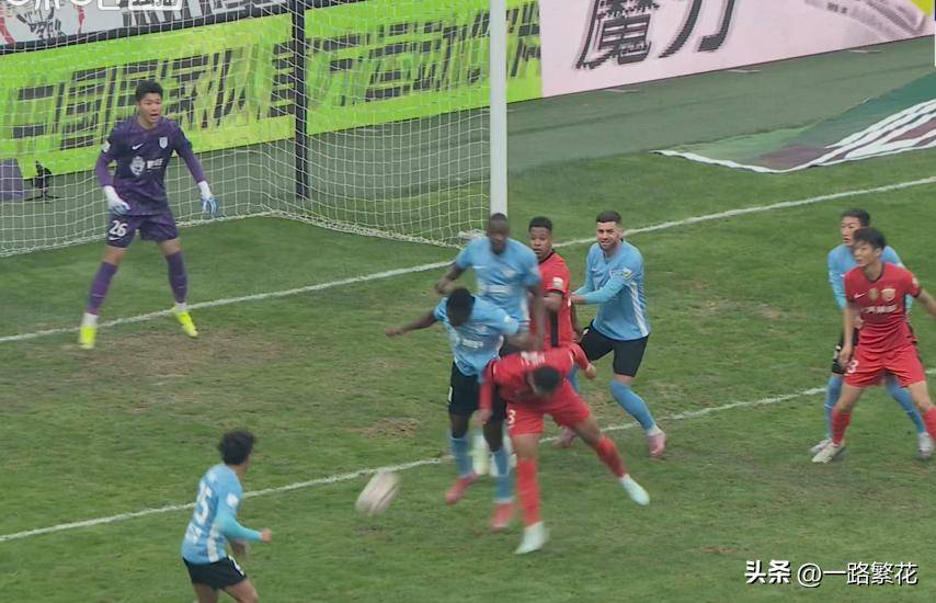 海港9月战绩笑傲中超，泰山旧将3战6球，助力海港联赛三连冠的简单介绍