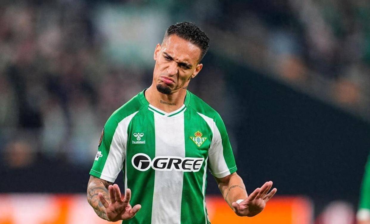 安东尼披露曼联经历：单独训练不被尊重，拜仁接近但最的简单介绍