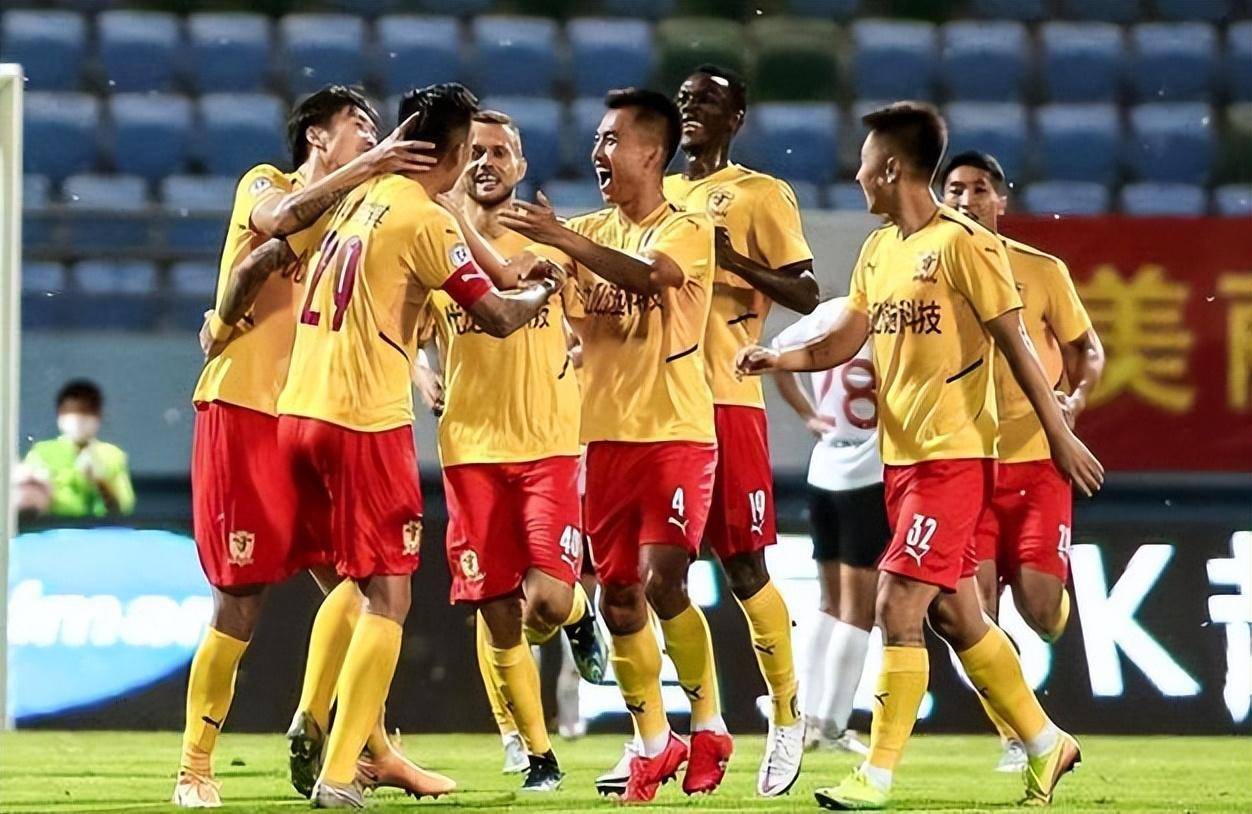 关于意外！武汉三镇下赛季新帅预测，未来以官宣为准的信息