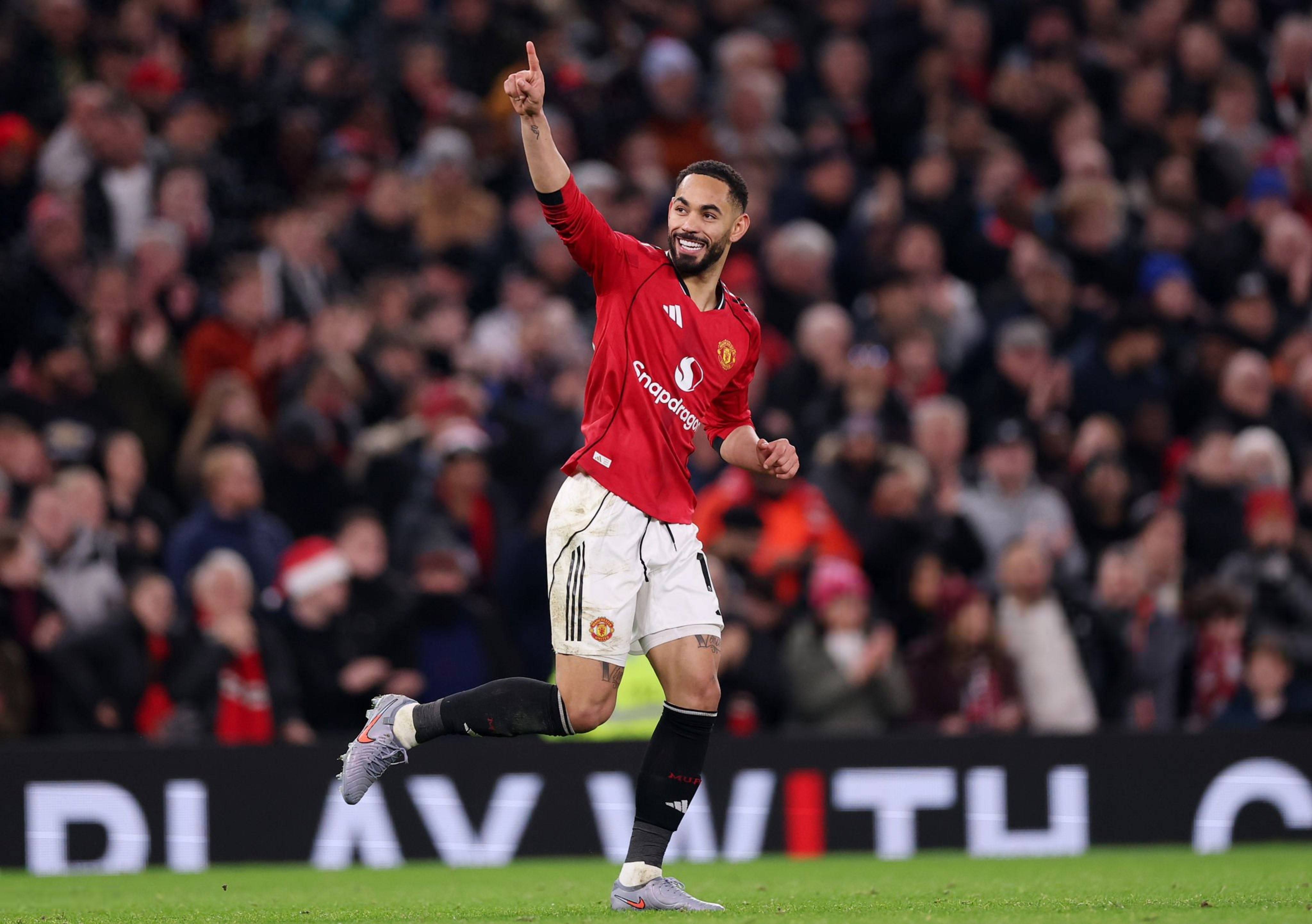 关于自2022/23赛季以来，曼联首次在B费英超没首发的情况下赢球的信息