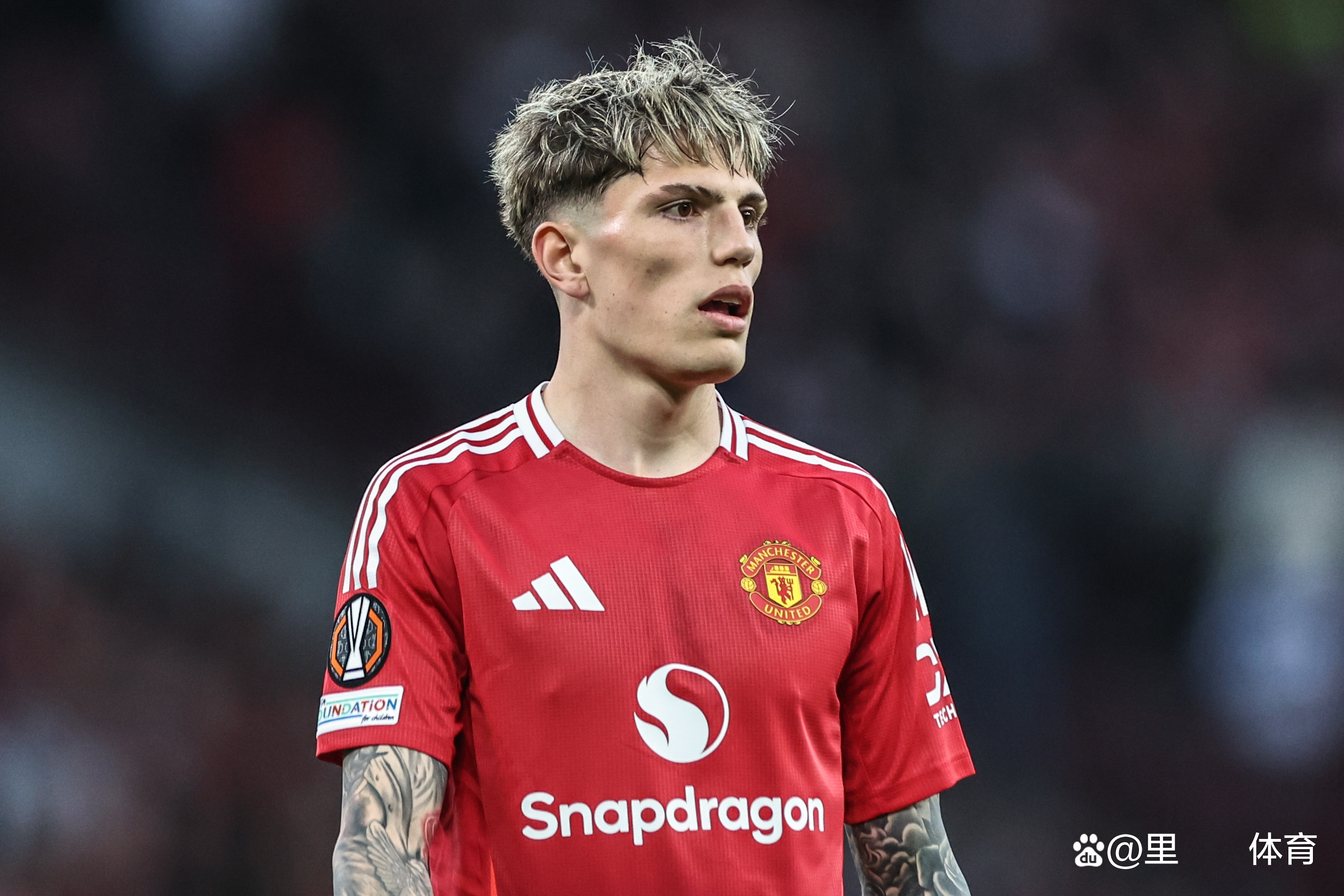 3200万欧前锋！切尔西“可卖可留”，曼联纽卡谁能拿下杰克的简单介绍