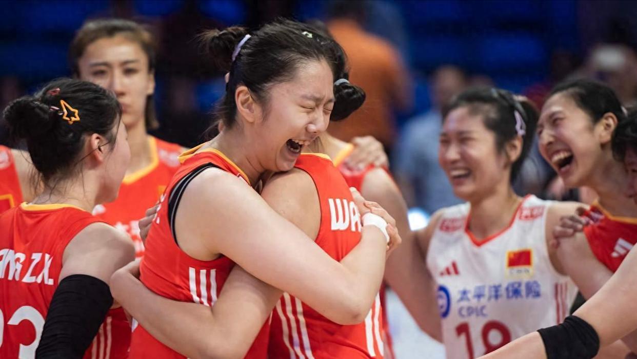 惊天大逆转！世联赛-中国女排3-2美国队的简单介绍