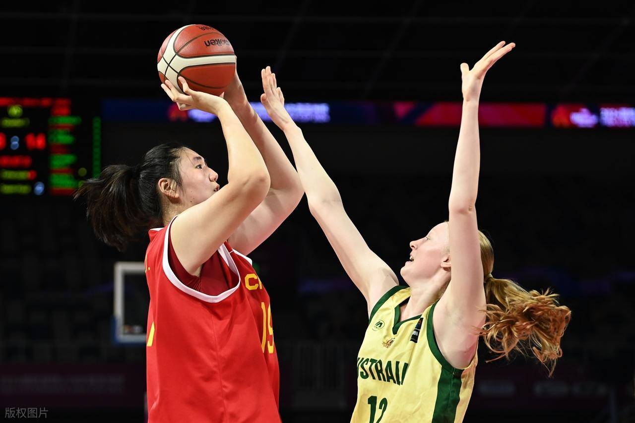 包含亚洲杯-张子宇11分钟13分女篮狂胜印尼51分的词条