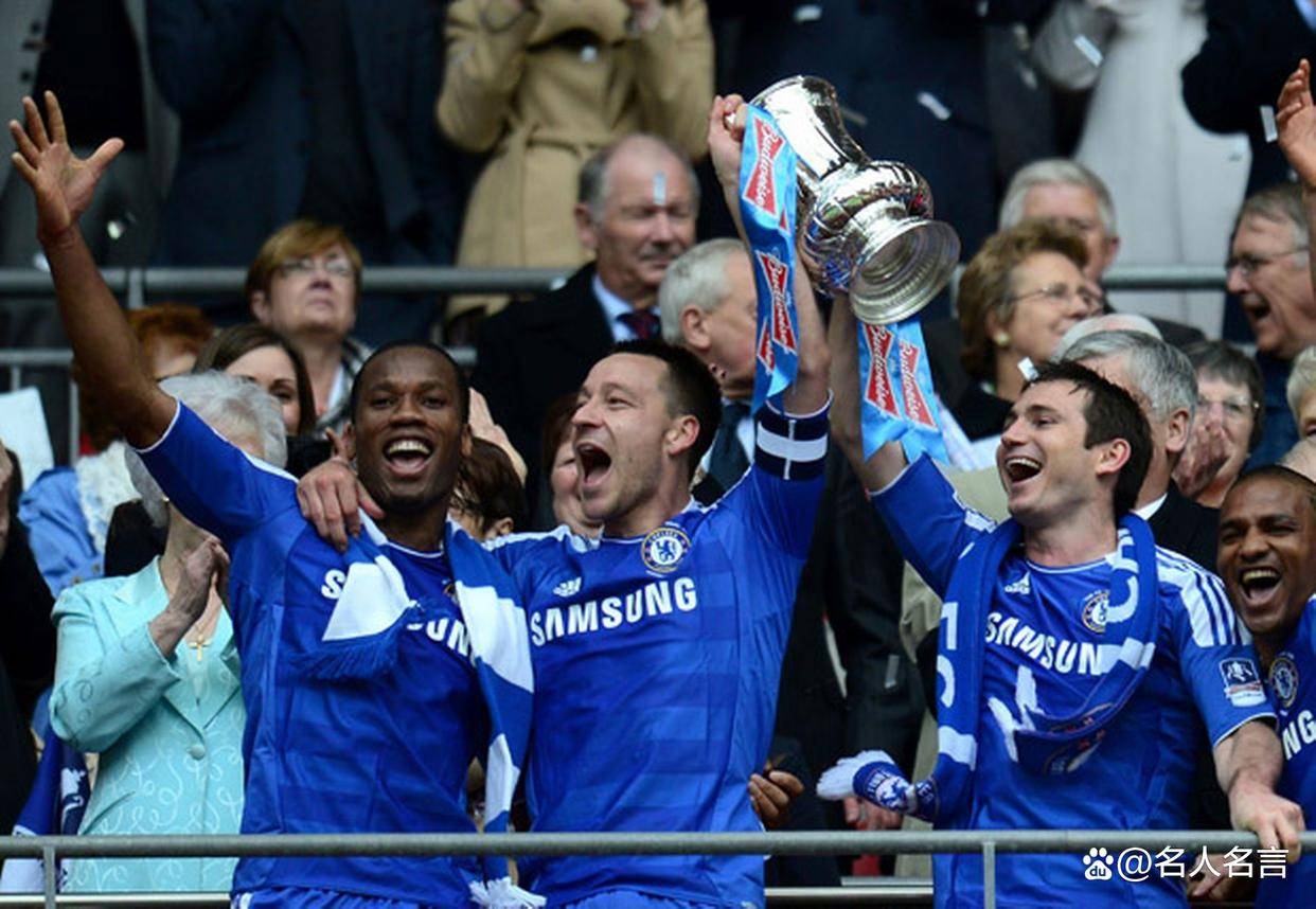 包含44年魔咒告破！兰帕德率队登顶英冠，直指英超，8分领跑的词条