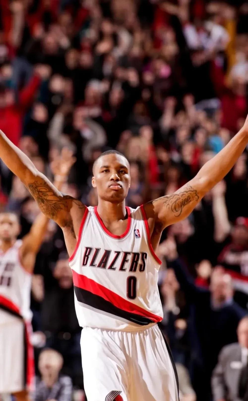 落叶归根！利拉德3年4200万美元重返开拓者的简单介绍