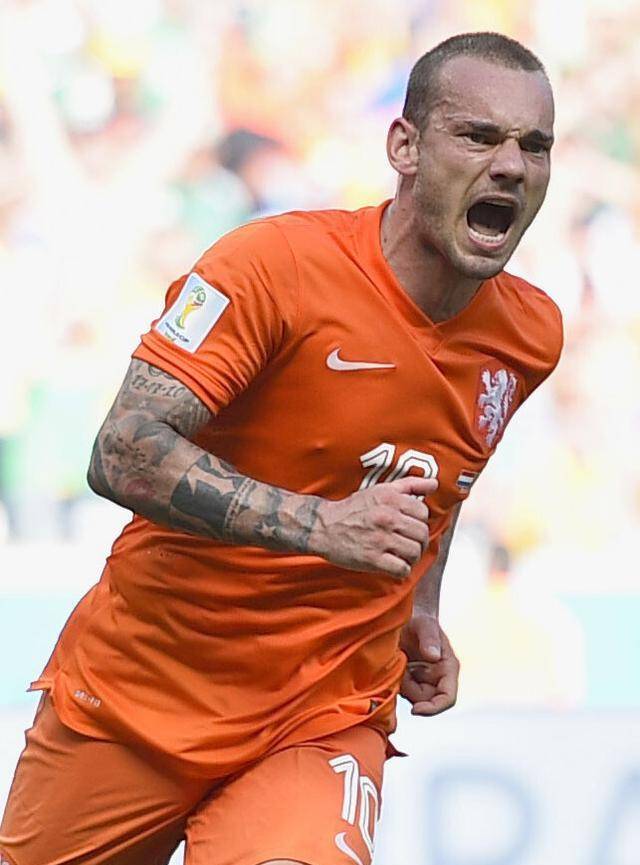 斯内德谈2010年金球奖：梅西是当年的世界最佳，但我则更成功的简单介绍