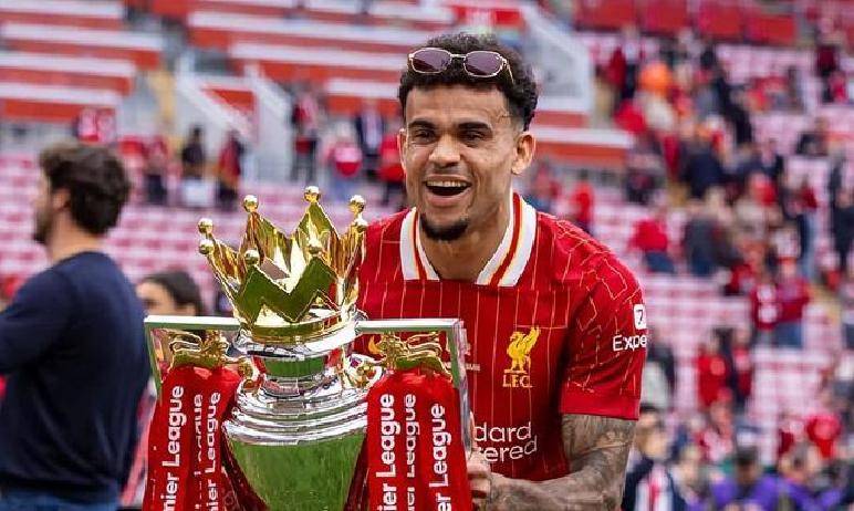 包含拜仁成功签下迪亚斯，助利物浦加强进攻，继续引援150亿欧元的词条