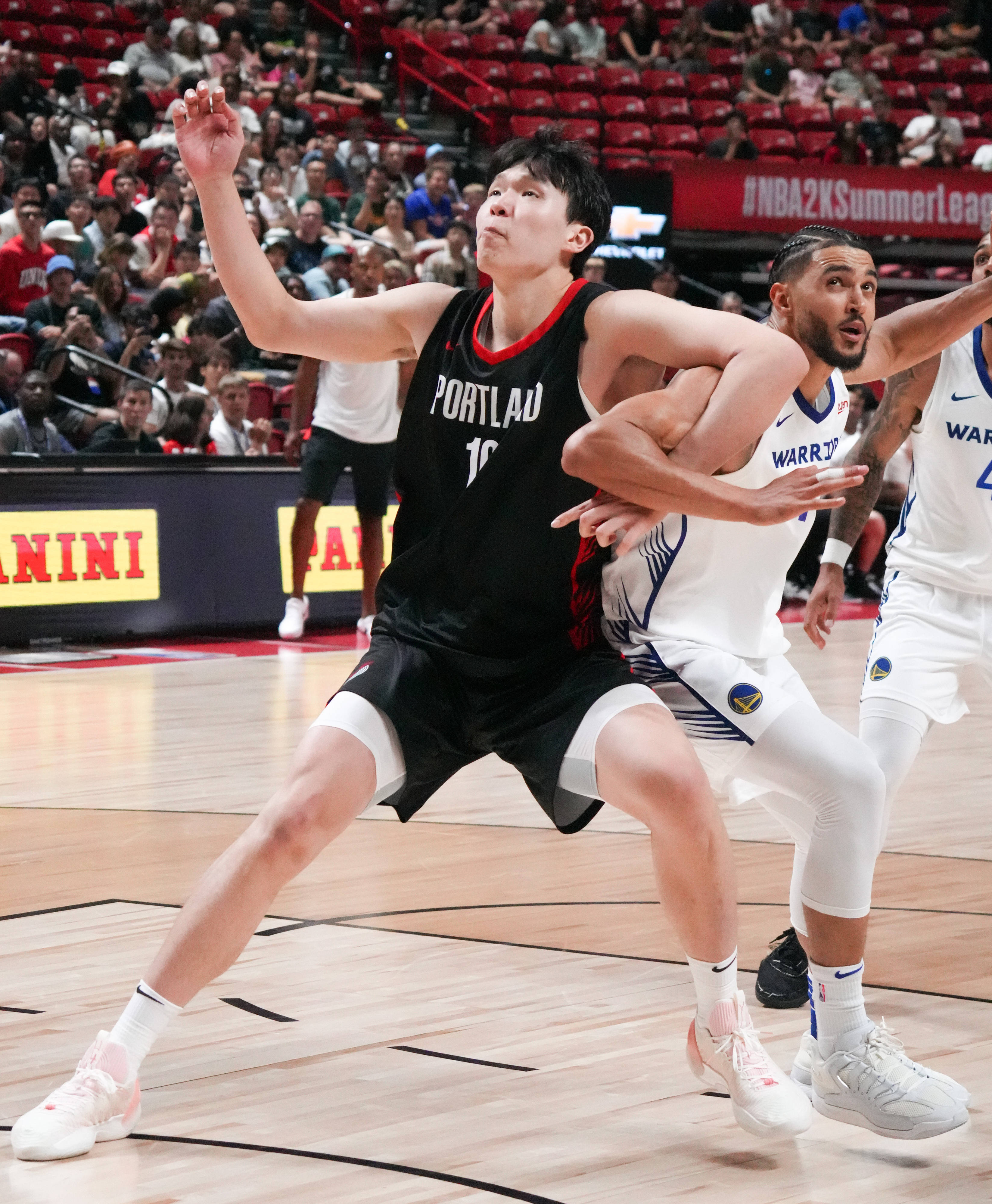 包含杨瀚森夏联场均10分5板2.3帽屡次贡献惊艳妙传的词条