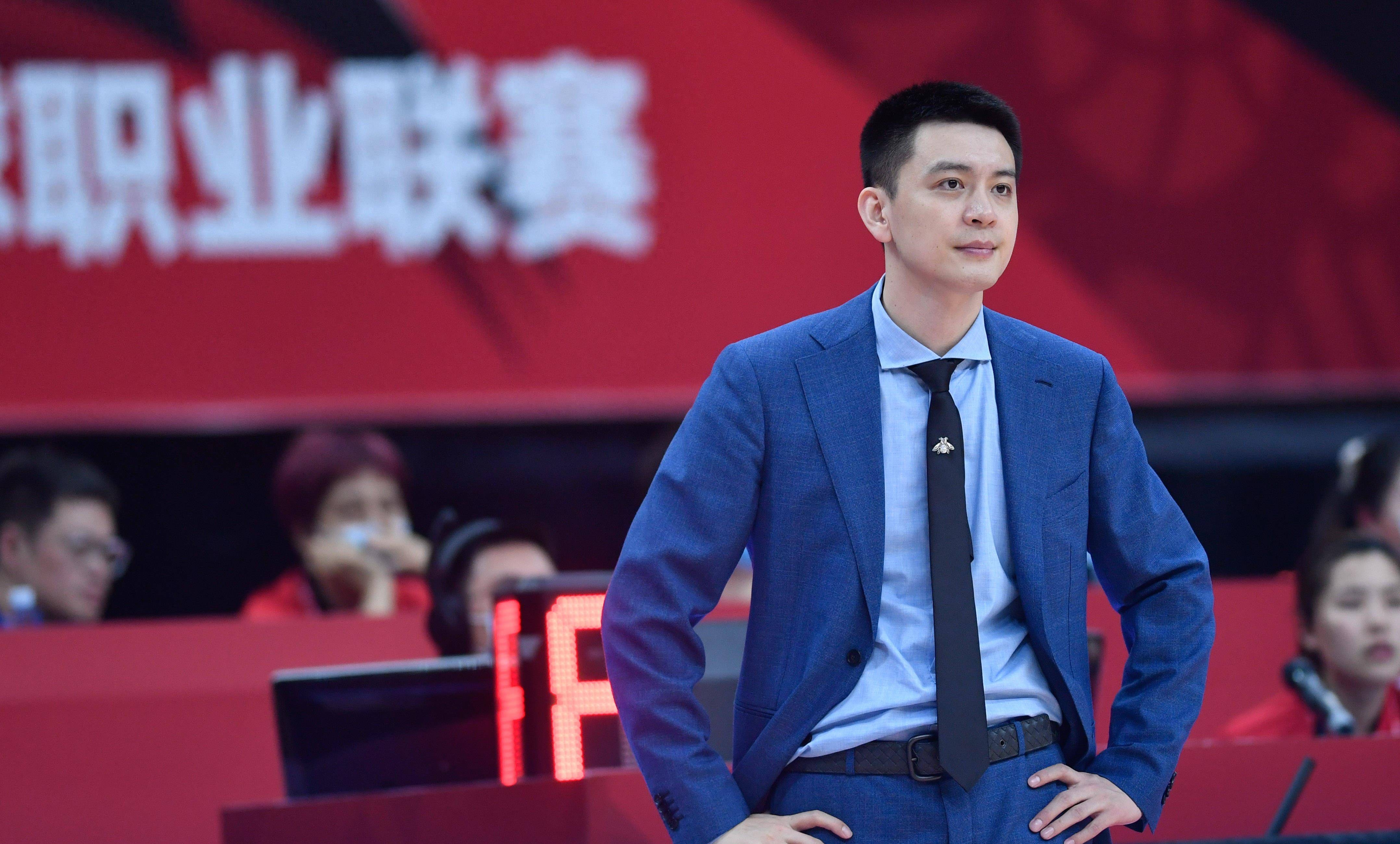 包含辽宁为何打残阵北控6人得0分？太丢人了，赛后杨鸣道出两个原因的词条