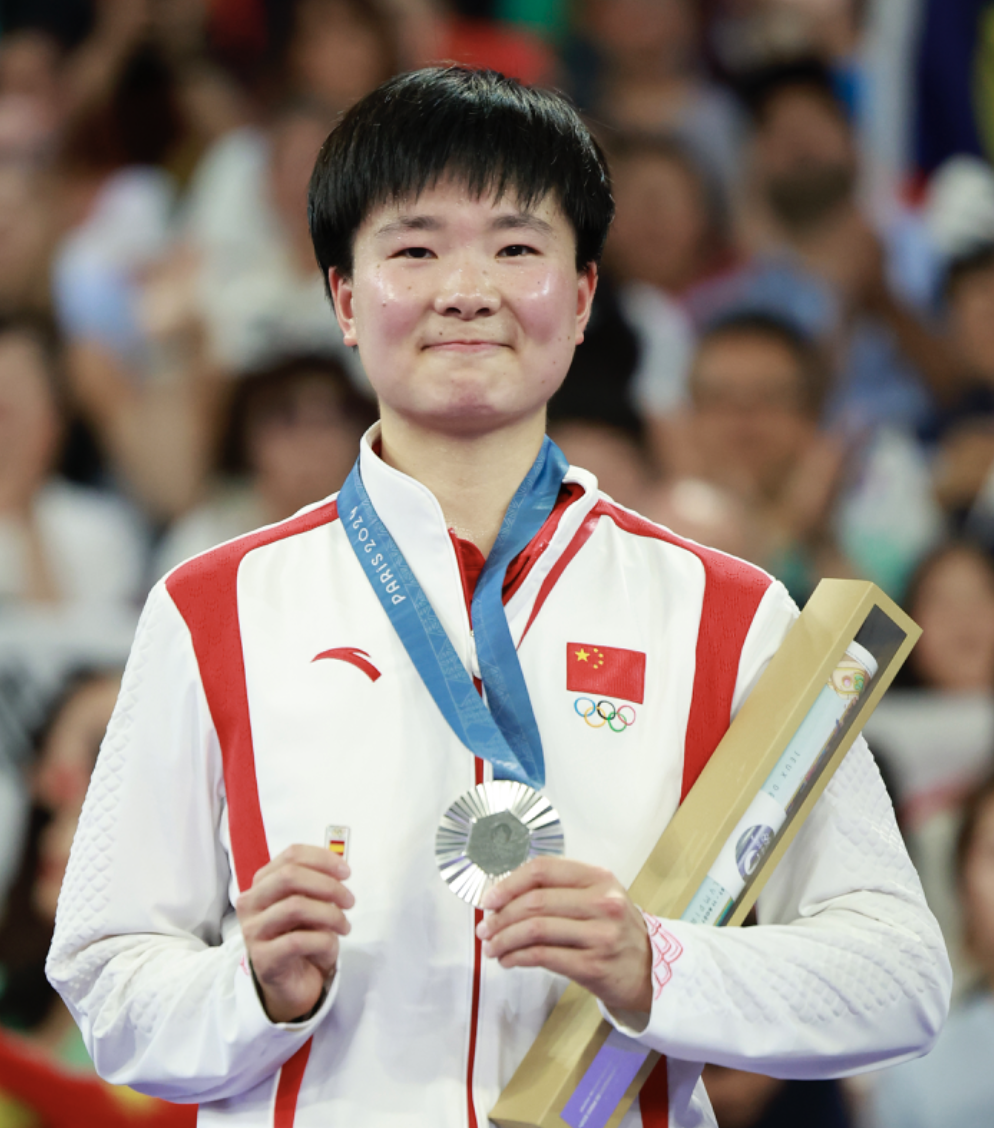 中国国家羽毛球队运动员退役仪式在杭州举行