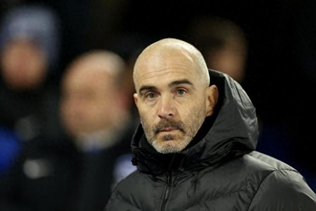 包含完美击败巴黎，赛季两次登上杯赛之巅：马雷斯卡的词条