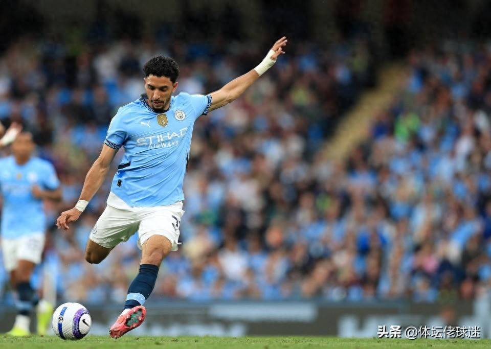 关于去年曾在欧冠首发！曼城19岁小将普西将租的信息