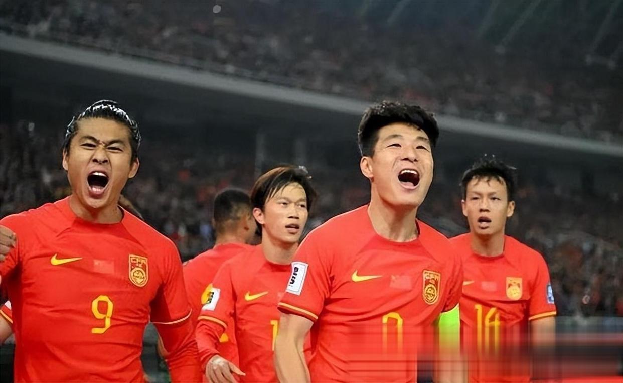 包含一场2-1绝杀，让中国队争冠起死回生，还送亚洲冠军2连败垫的词条