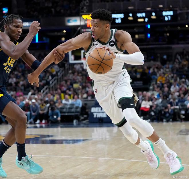 包含杰克逊24+9莫兰特17+10字母哥缺阵灰熊大胜雄鹿的词条