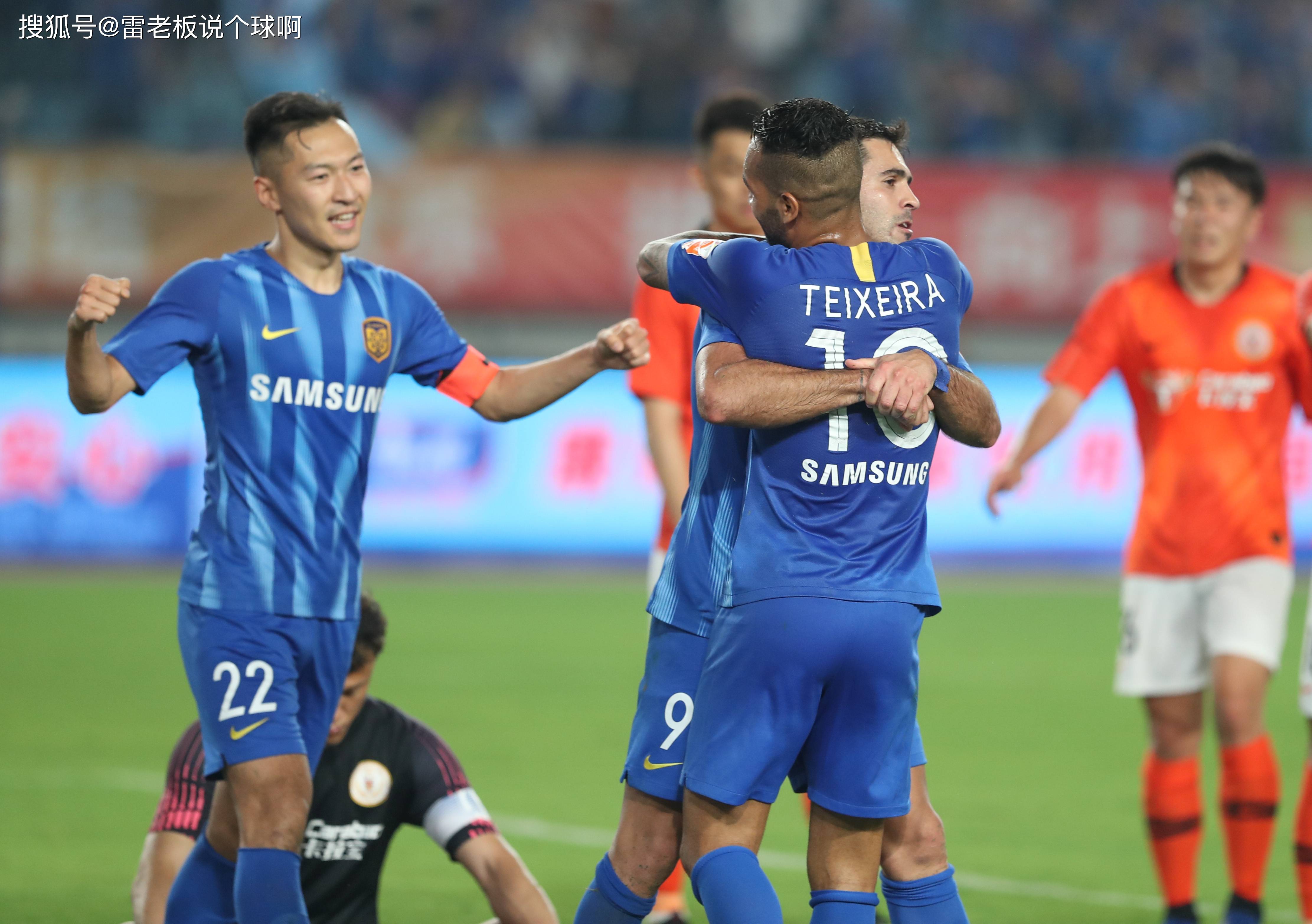 崔晓龙：新赛季很荣幸能加入上海，这是一支很有底蕴的球队的简单介绍