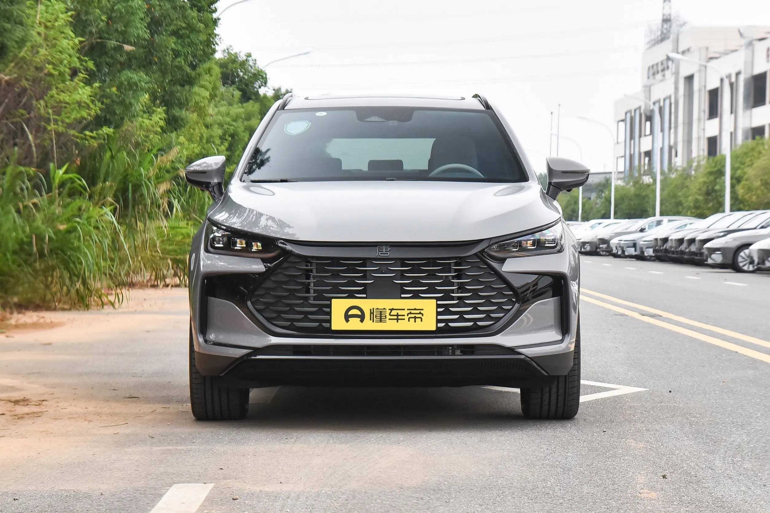 关于新款比亚迪T5上市：混动车型19.38万元起的信息