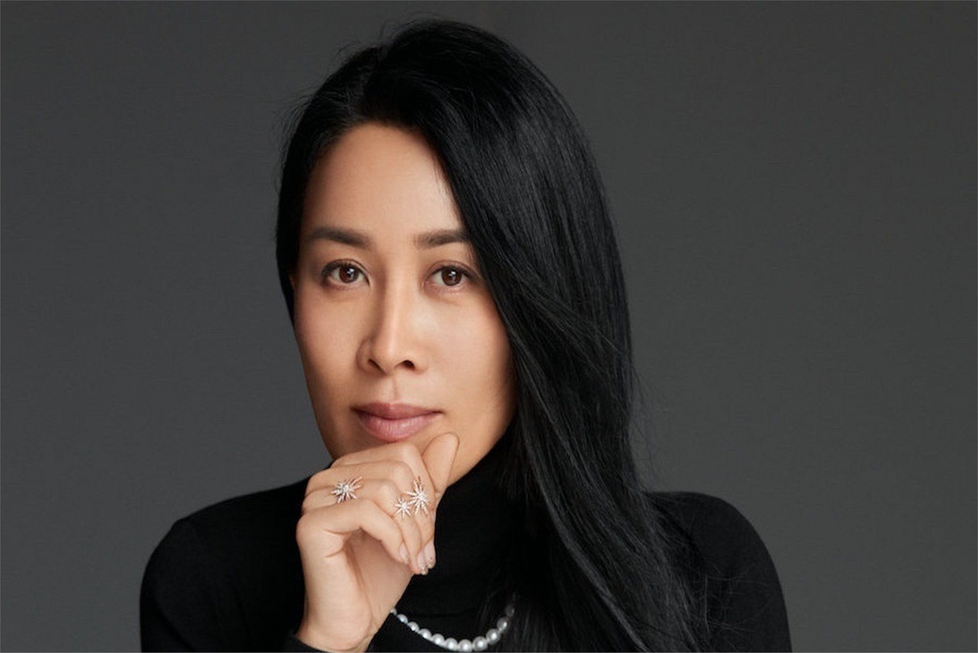 包含那个让那英“未婚生子”的前国脚高峰，20年后现在过得怎么样？的词条