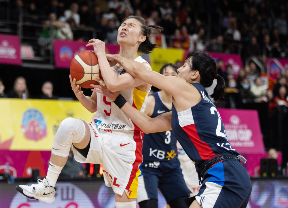 包含女篮亚洲杯-19:30直播中国VS日本限速是关键的词条