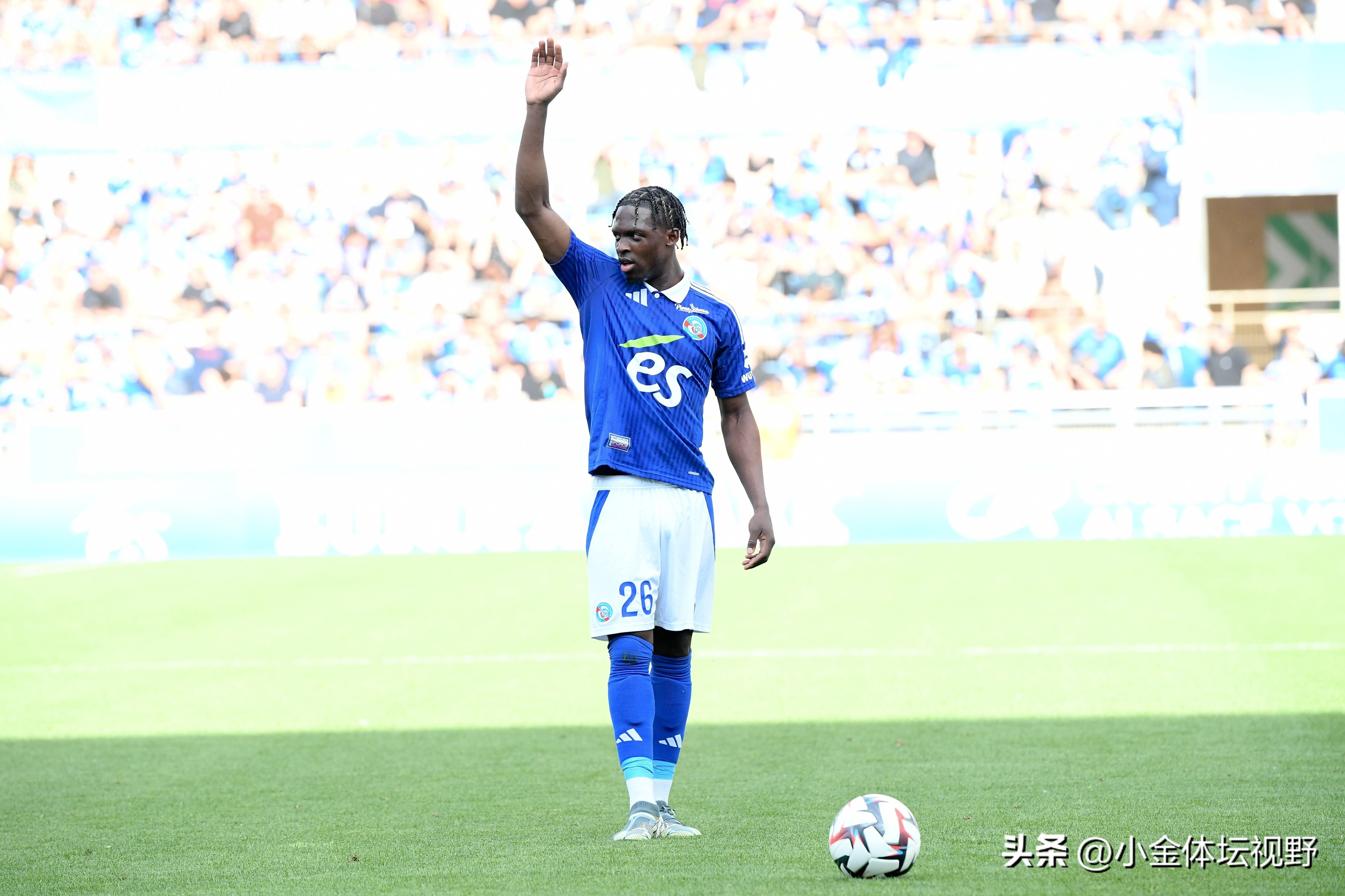 英超平民钉子户，靠“豪门施舍”！夏窗不花钱，却有争欧战实力的简单介绍