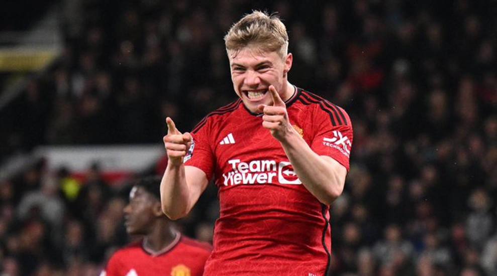 关于AC米兰正在运作霍伊伦转会，欲从曼联引入丹麦前锋的信息