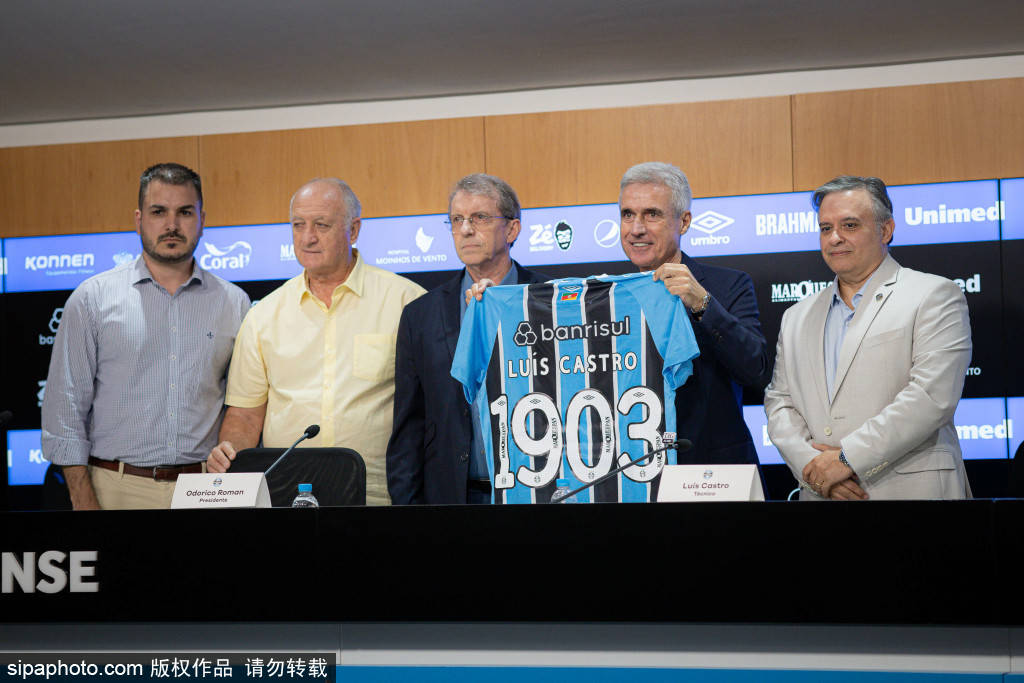 恩德里克加盟里昂：新星的法甲征程的简单介绍