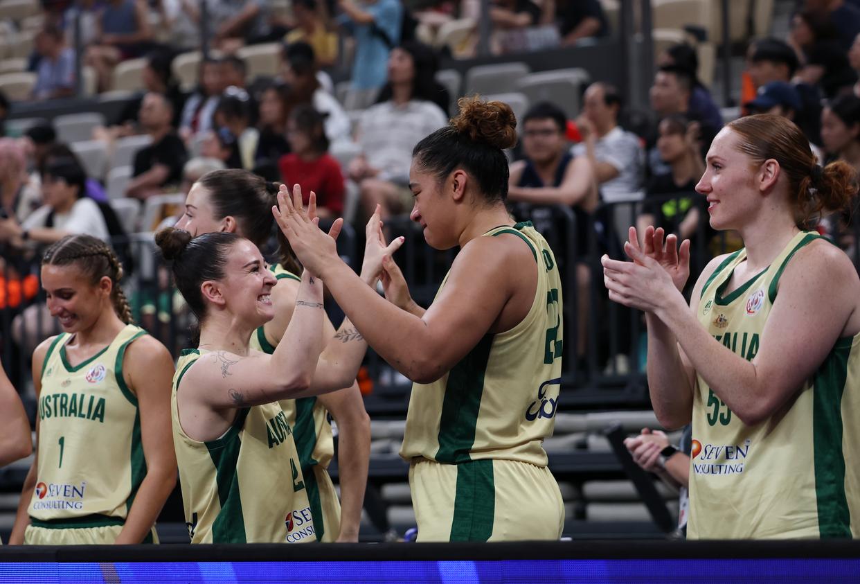 关于创造历史！澳大利亚击败日本首夺女篮亚洲杯冠军的信息