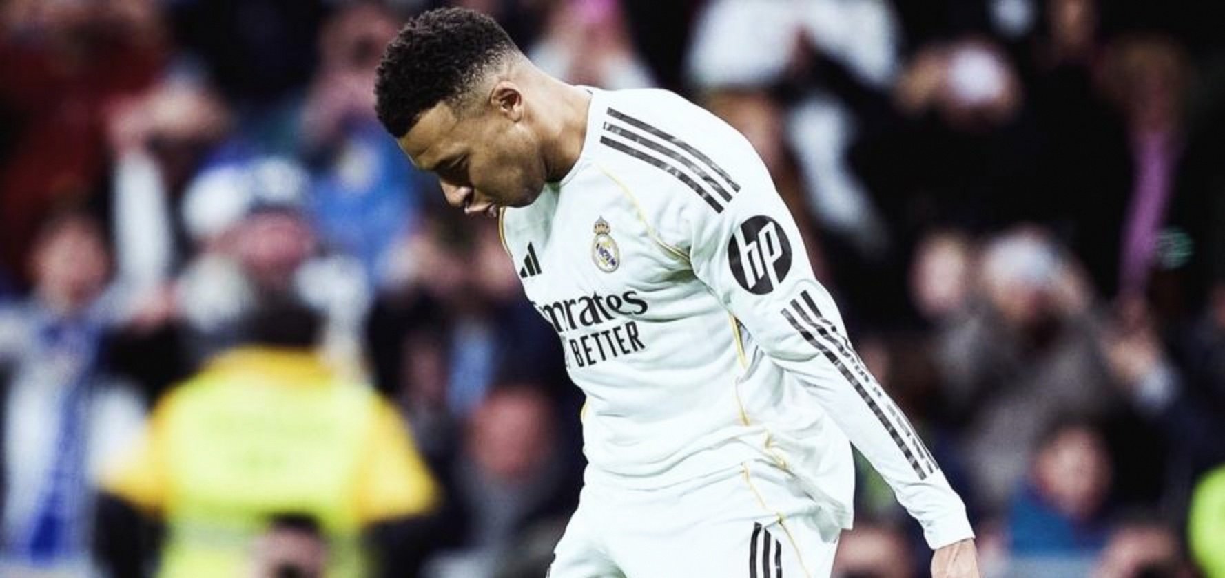 关于感动！27岁姆巴佩做“SIU”庆祝动作致敬C罗：他是榜样+皇马GOAT的信息