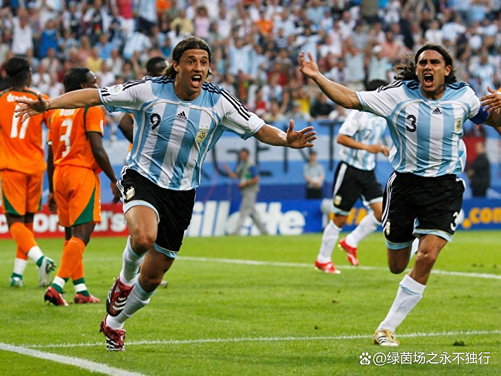 阿根廷球员在意甲历史射手榜:巴蒂184球居首,劳塔罗124球排第五的简单介绍 阿根廷球员在意甲历史射手榜:巴蒂184球居首,劳塔罗124球排第五的简单介绍