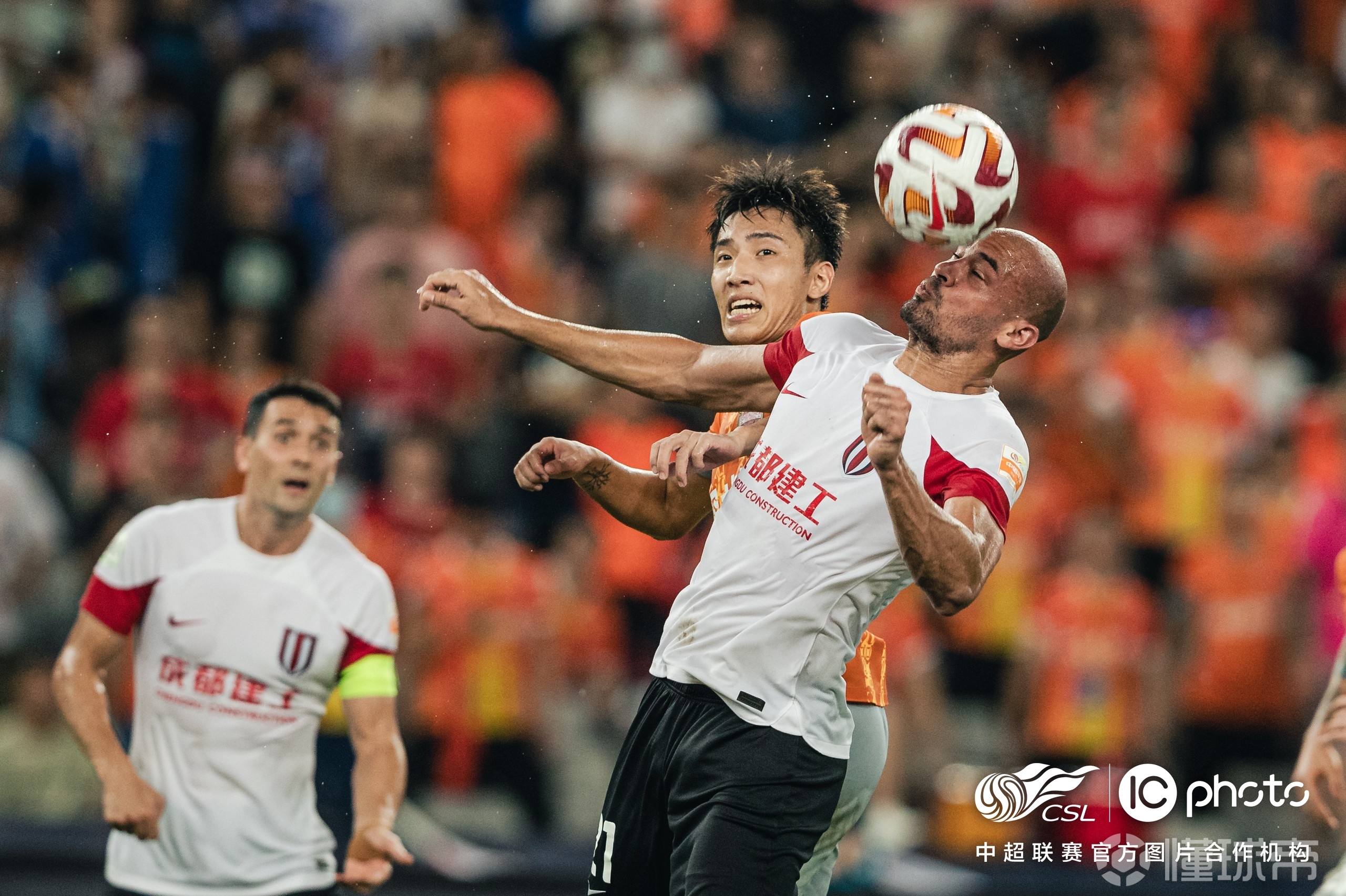 成都蓉城俱乐部背恩忘义操纵媒体批评徐正源的简单介绍