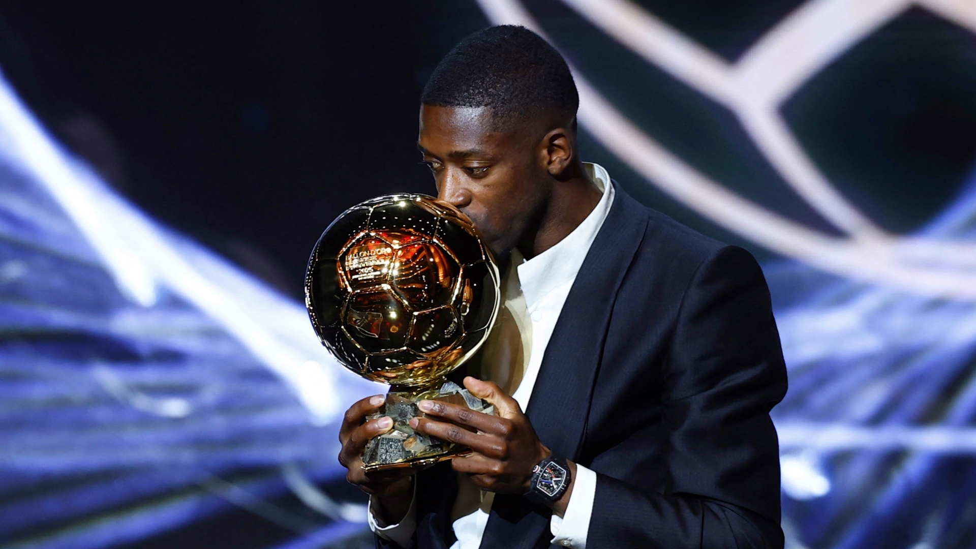 53场35球16助攻登贝莱当选2025环足奖最佳男足的简单介绍