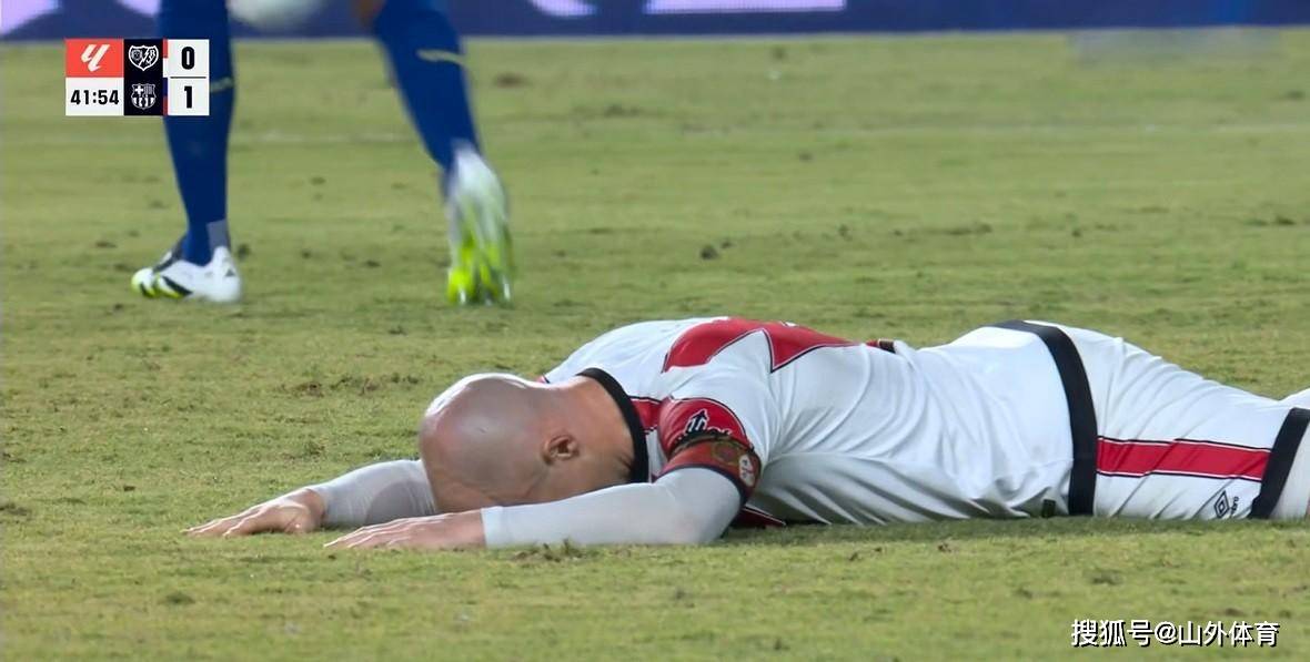 包含89%巴萨会员给球队打出优秀分，弗里克平的词条