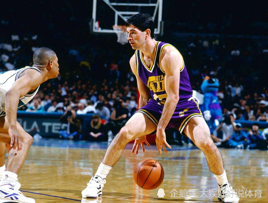 美媒晒巴克利生涯数据履历：场均出手数15以下球员中得分王的简单介绍