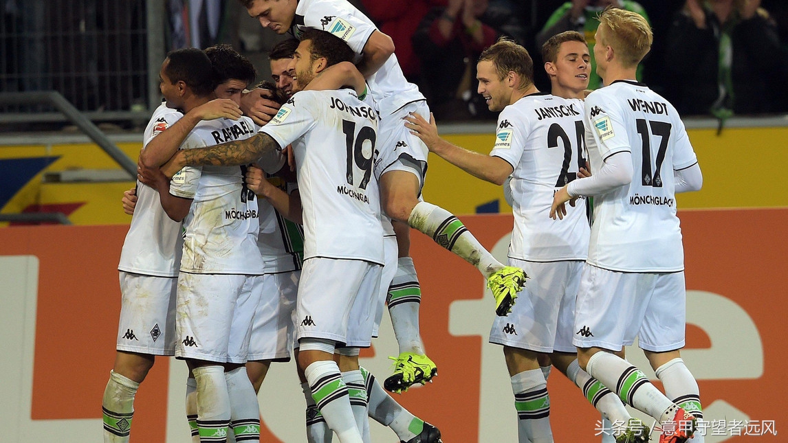 场均近6.2万人,沙尔克成为25年欧洲上座榜前十的简单介绍 场均近6.2万人,沙尔克成为25年欧洲上座榜前十的简单介绍