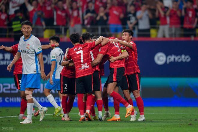 包含准备归化？中超球队将签20岁巴西1米91前锋，合同3年的词条