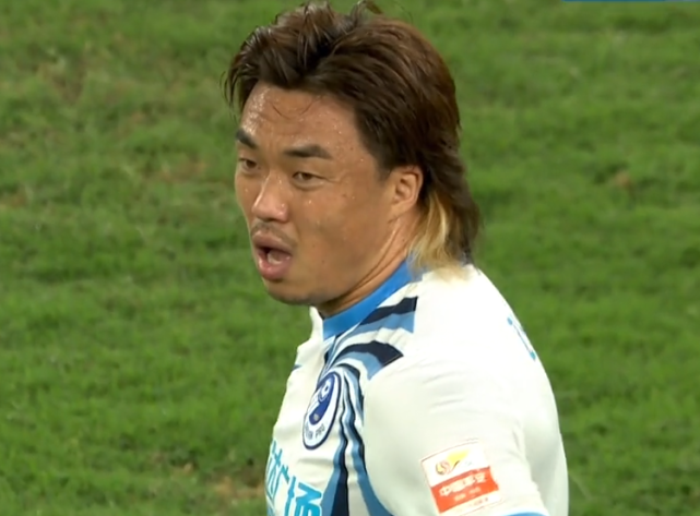 1米98挑战2米26韩国绝杀功臣盼对位张子宇的简单介绍