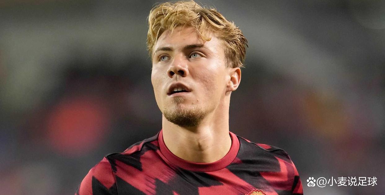 关于霍伊伦德：进球背后的转会悬疑与意甲回归可能的信息