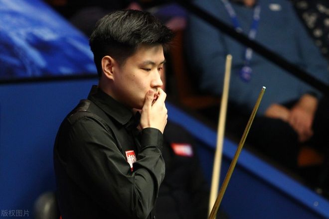 包含身价2000万，标价1亿！19岁天才15场制造10球，的词条