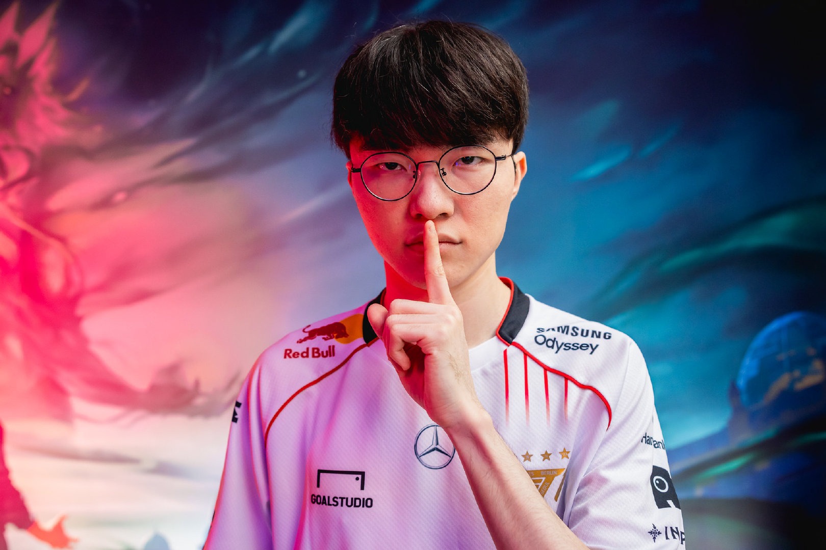 魔王再临！Faker第八次带领T1打进MSI，高居历史第一50亮605回复英雄联盟的简单介绍