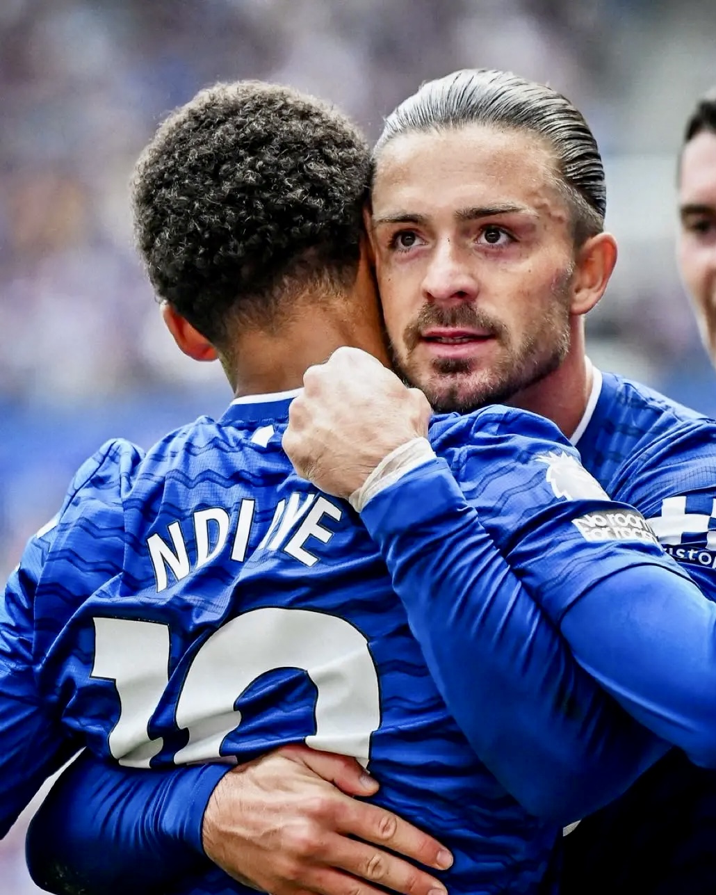 关于埃弗顿有意租曼城29岁边锋格拉利什，那不勒斯也关注的信息