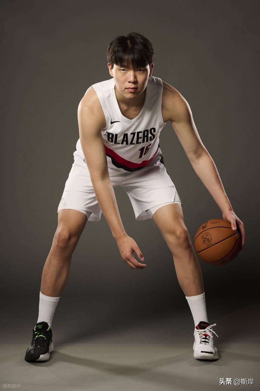 美媒评最佳新秀奖三黑马:杨瀚森在列雷霆篮网后卫上榜的简单介绍