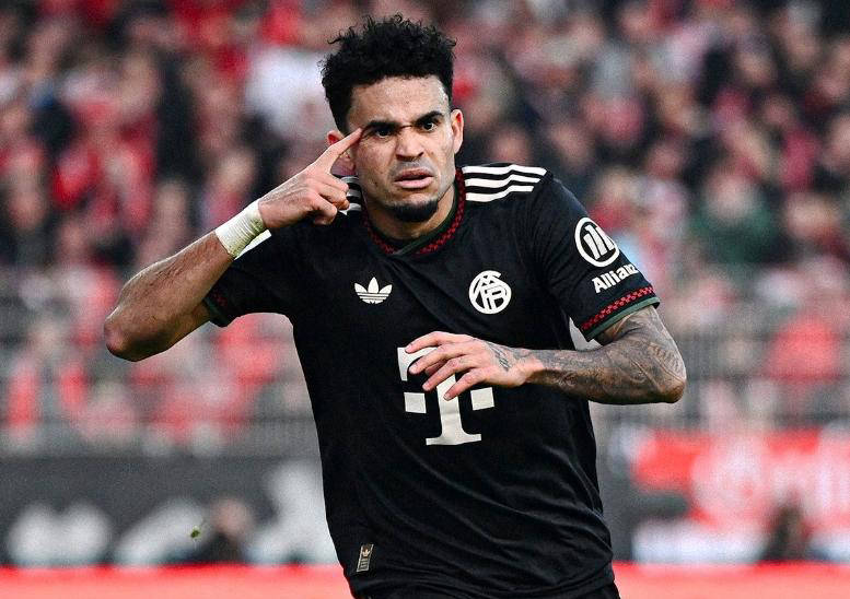 包含正式加盟！拜仁慕尼黑7500万欧元豪签迪亚斯，剑的词条