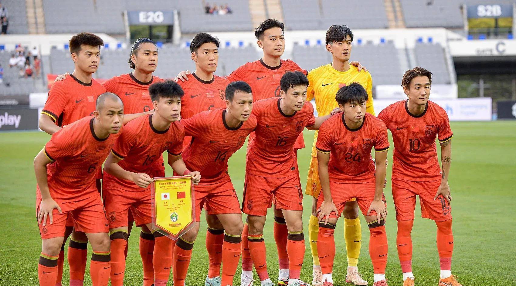 示好归化国足无果！25岁曼联旧将将代表14万小国出战有望参加世界杯的简单介绍